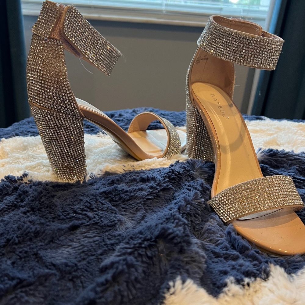 Rhinestone heels !